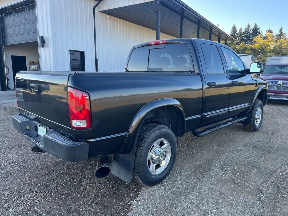 Dodge Ram 3500 2004 photo 3