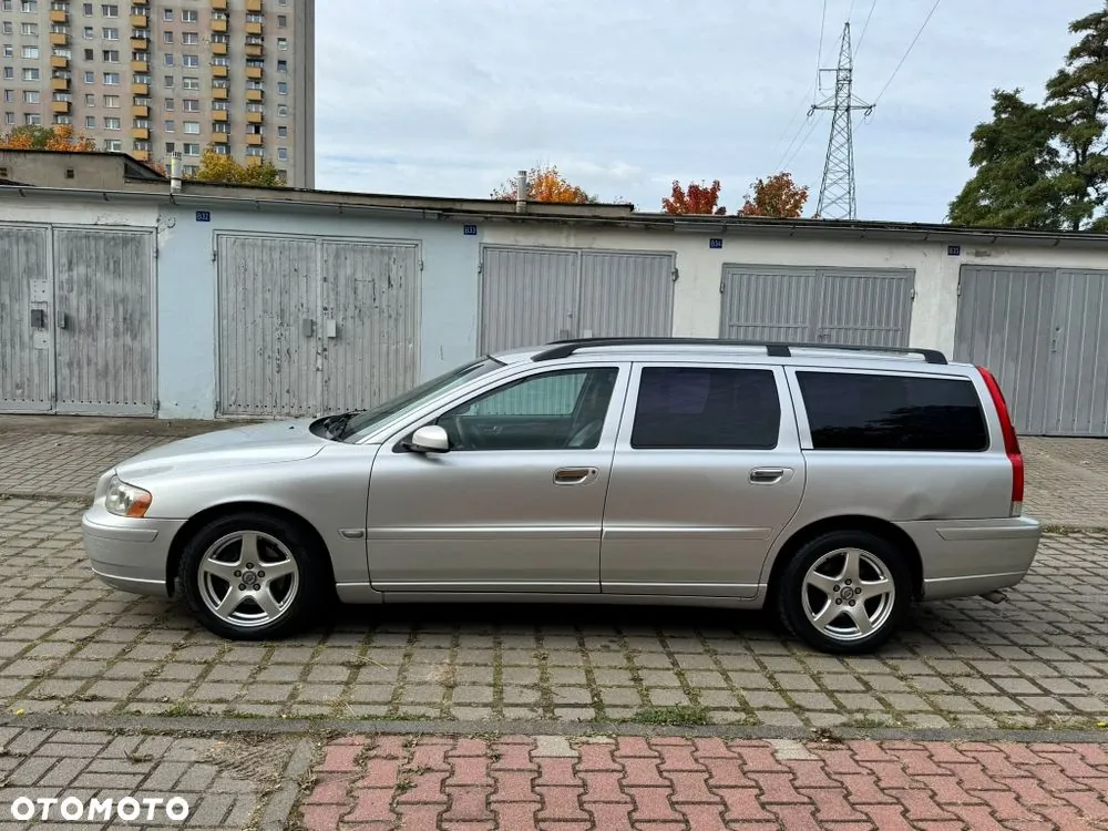 Volvo V70 2006 photo 2
