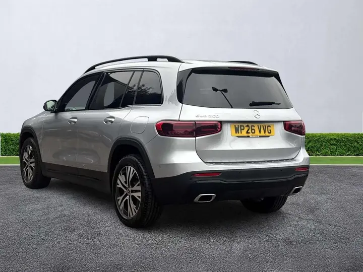 Mercedes-Benz Glb 2026 photo 2
