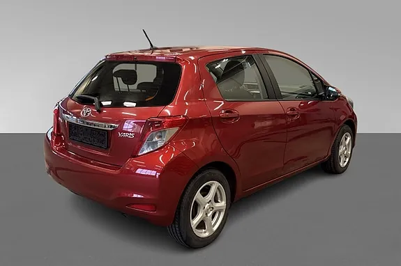 Toyota Yaris 2012 photo 5