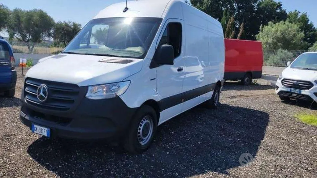 Mercedes-Benz Sprinter 2022 photo 2