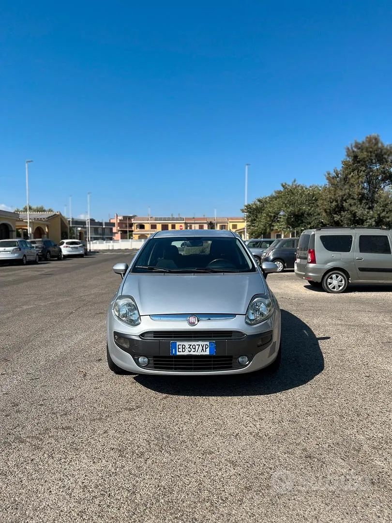 Fiat Punto Evo 2010 photo 2
