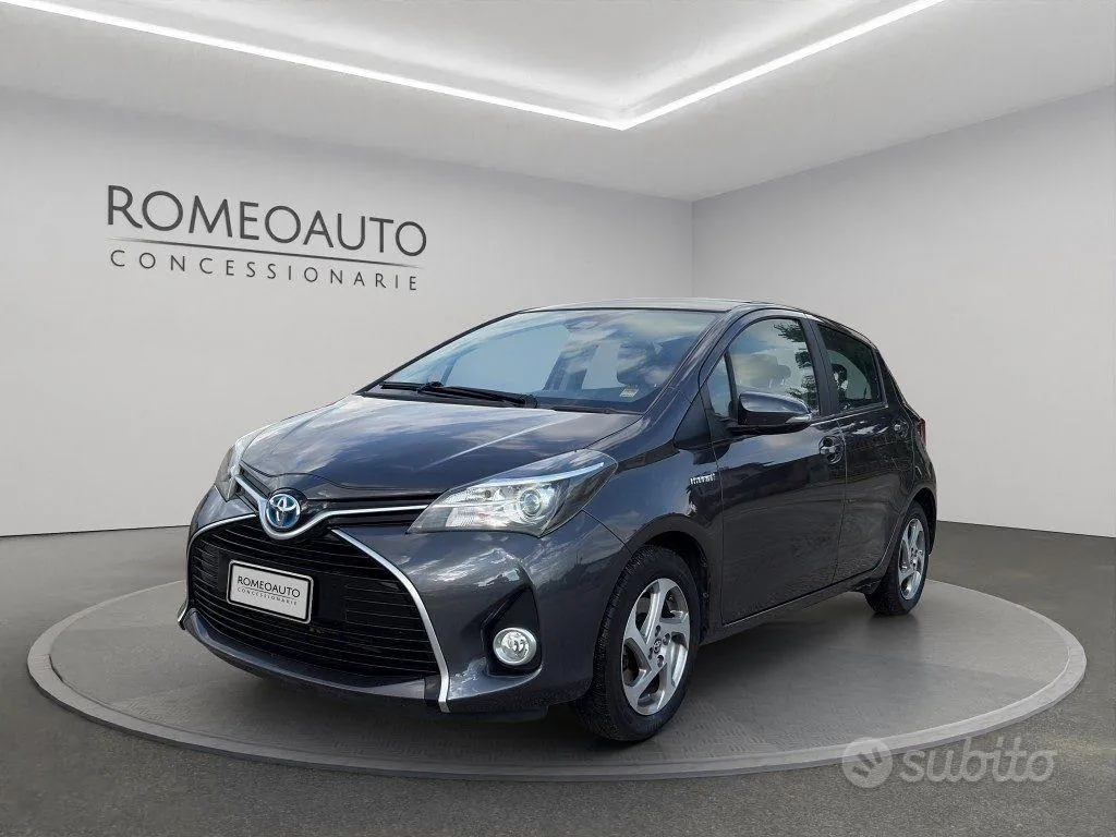 Toyota Yaris 2016 photo 2