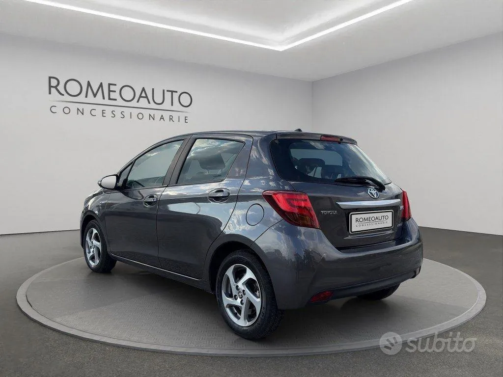 Toyota Yaris 2016 photo 4
