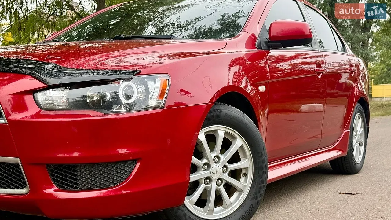Mitsubishi Lancer 2011 photo 2