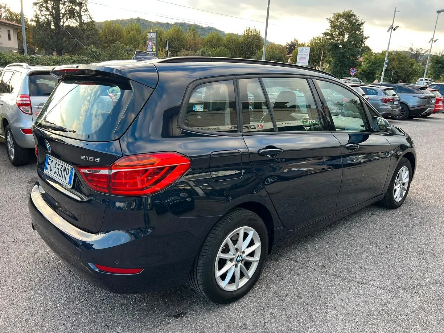 BMW 216D Active Tourer 2016 photo 4