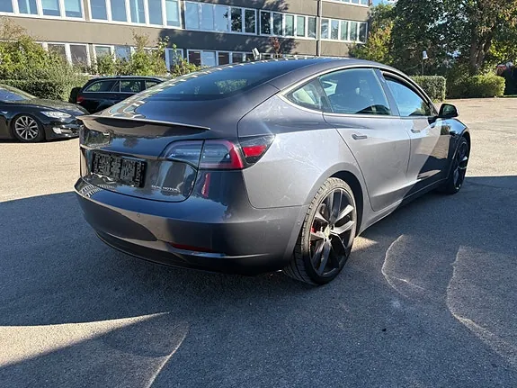 Tesla Model 3 2020 photo 5