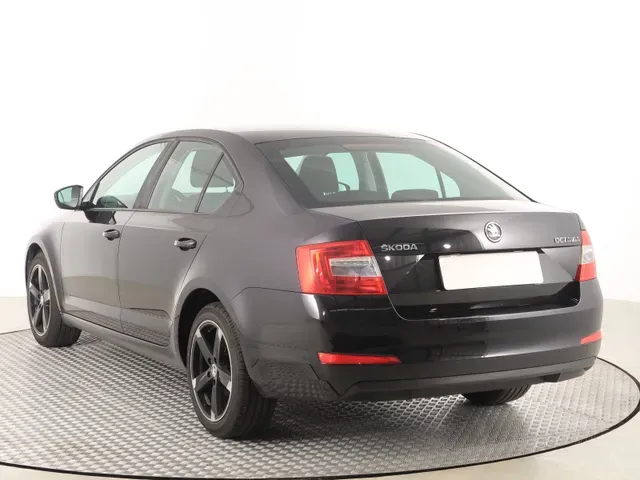 Skoda Octavia 2014 photo 3