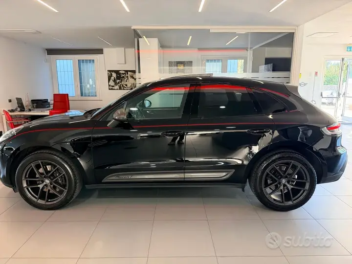 Porsche Macan 2023 photo 4