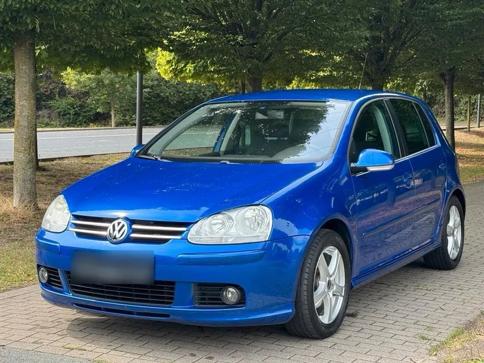 Volkswagen Golf V