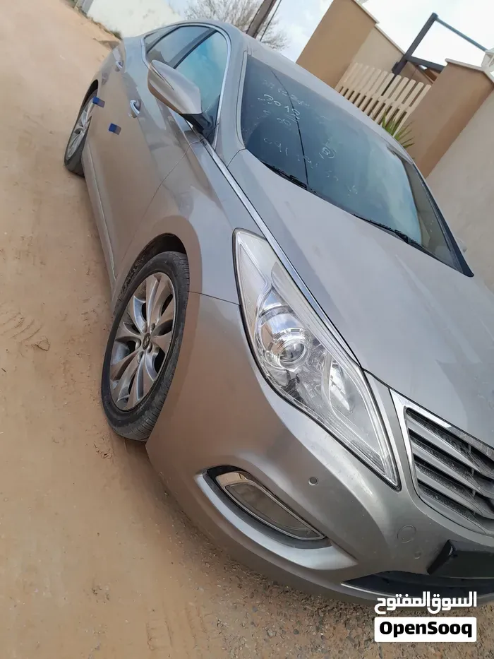 Hyundai Azera 2012 photo 2