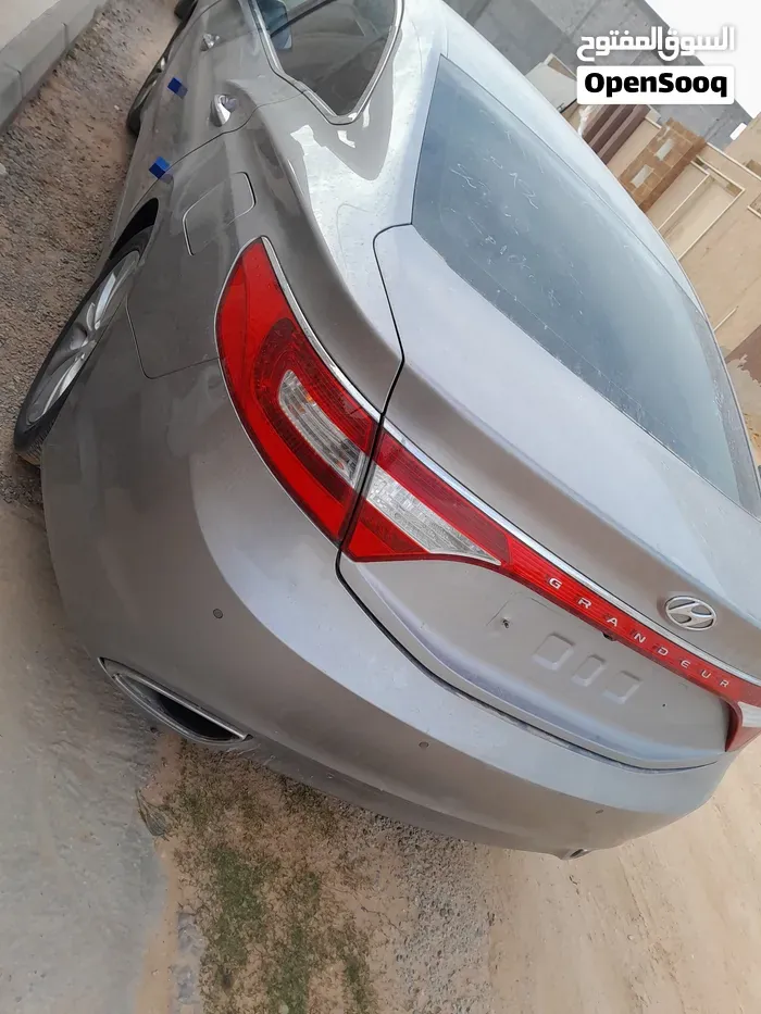 Hyundai Azera 2012 photo 4