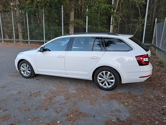 Skoda Octavia 2018 photo 3