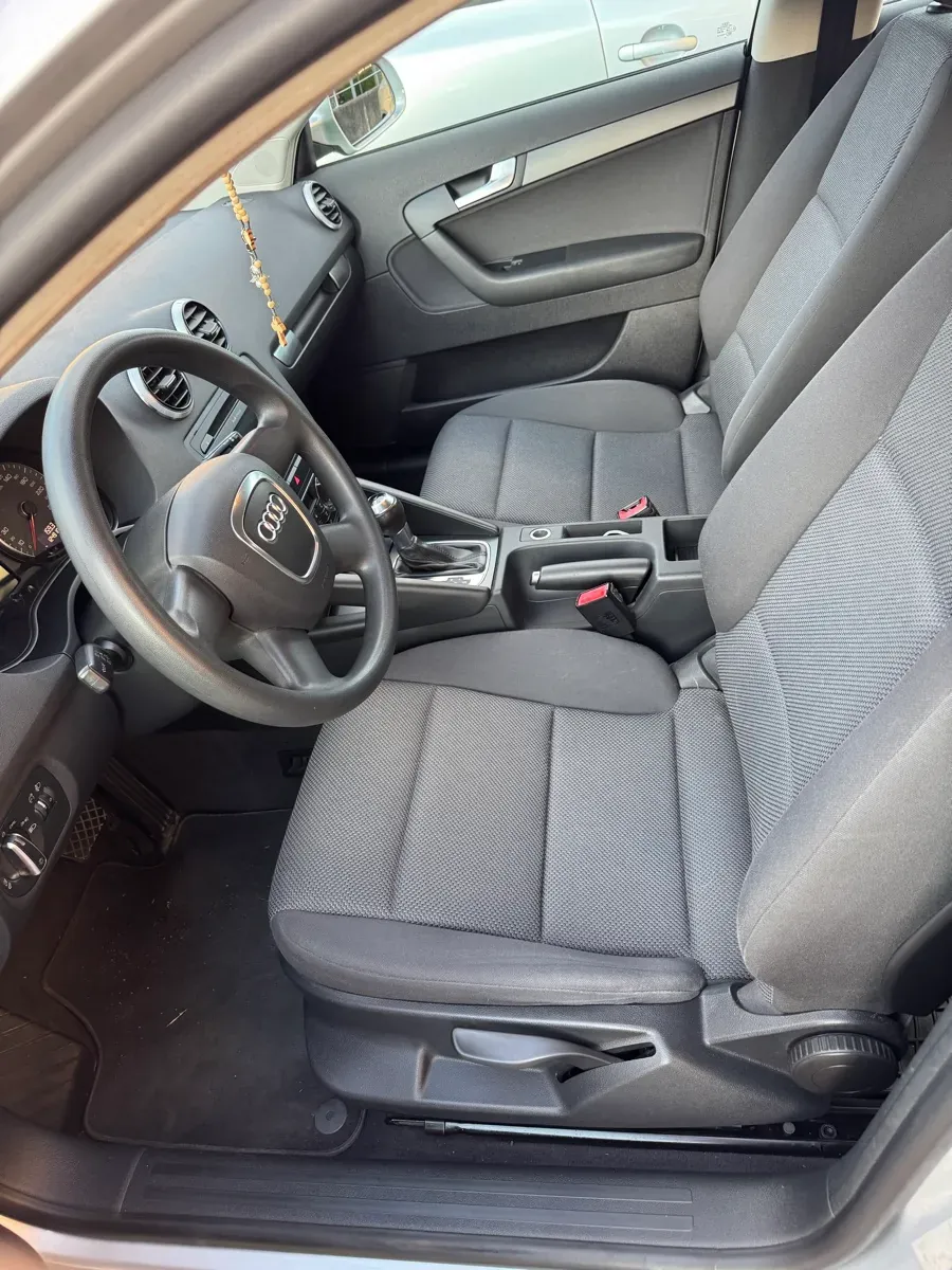 Audi A3 2010 photo 3