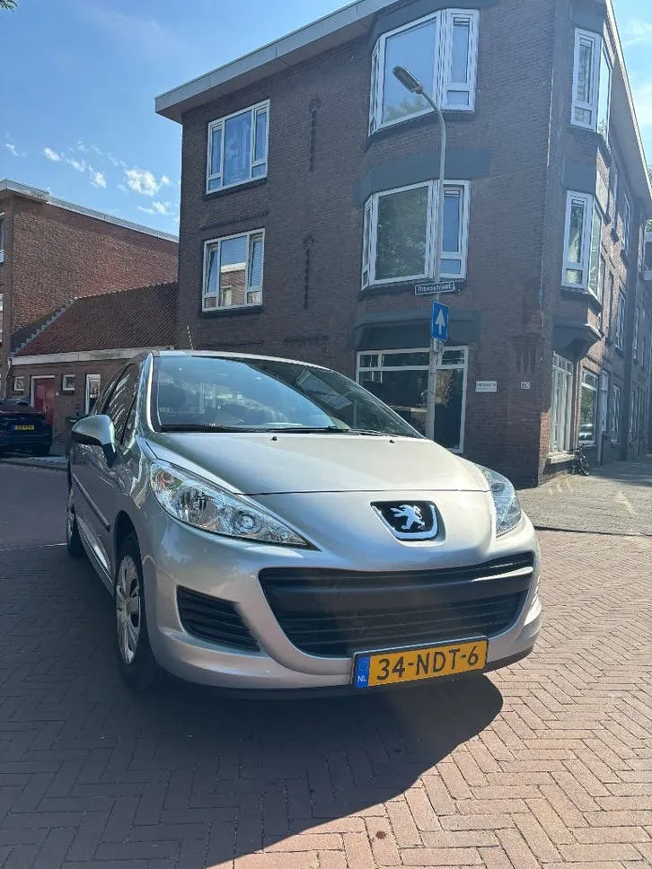 Peugeot 207