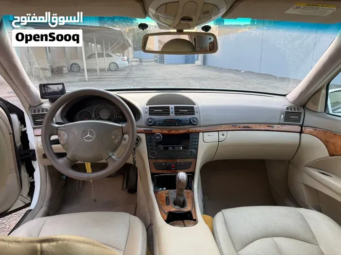 Mercedes-Benz E-Class 2003 photo 3