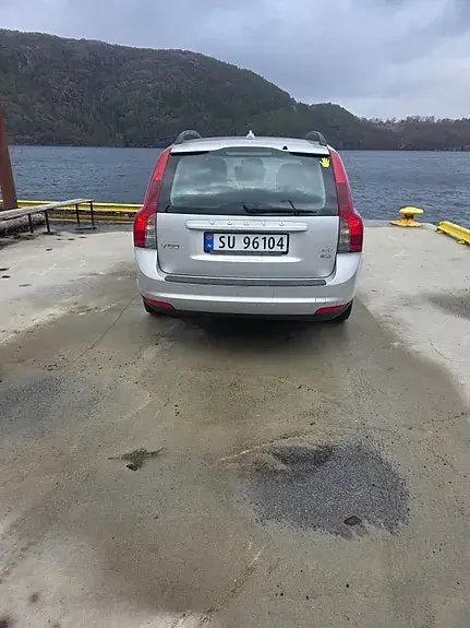 Volvo V50 2010 photo 5