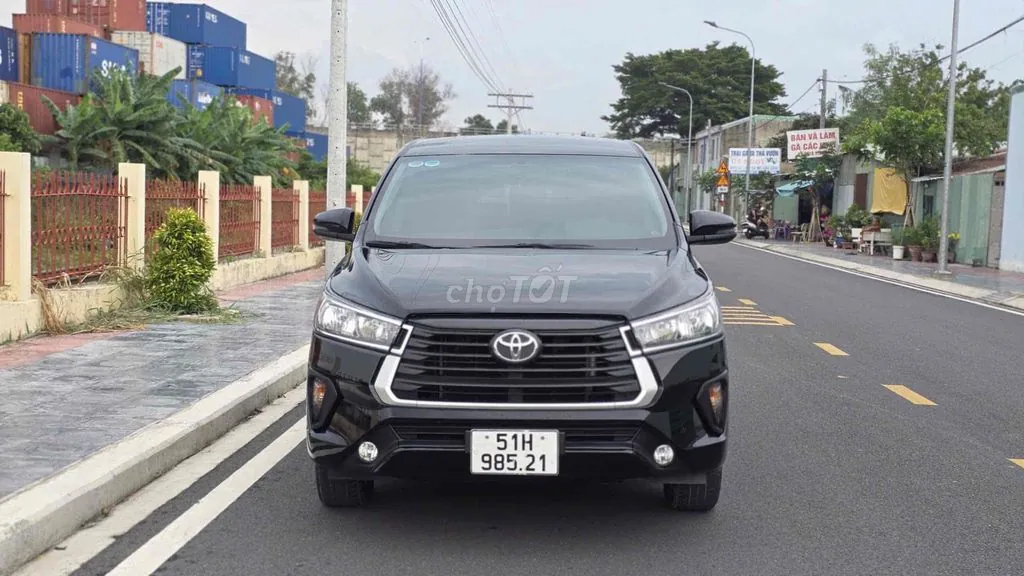 Toyota Innova 2021 photo 2