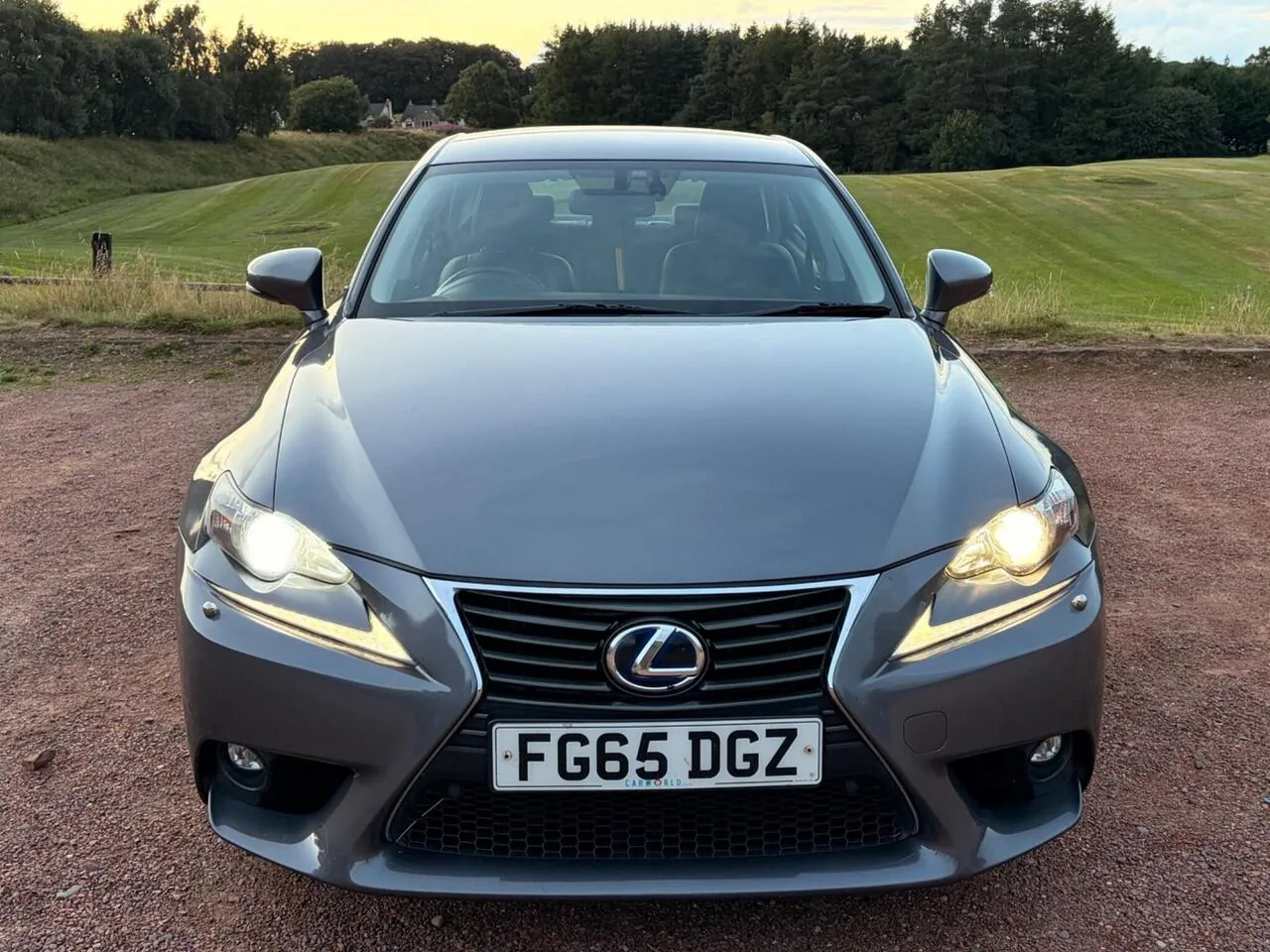 Lexus Is 2015 photo 5