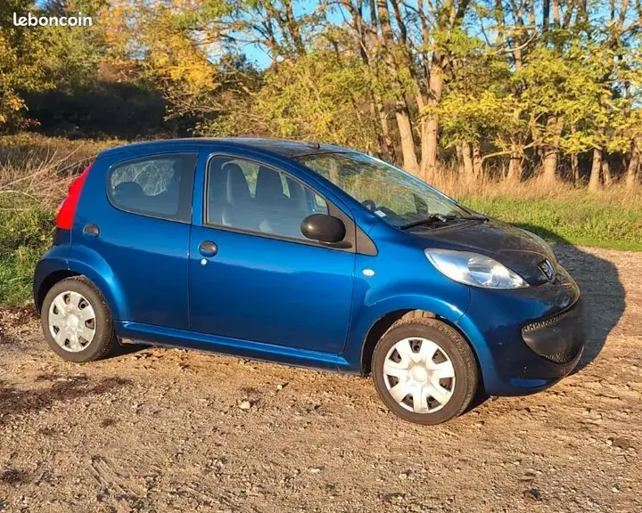 Peugeot 107 2006 photo 2