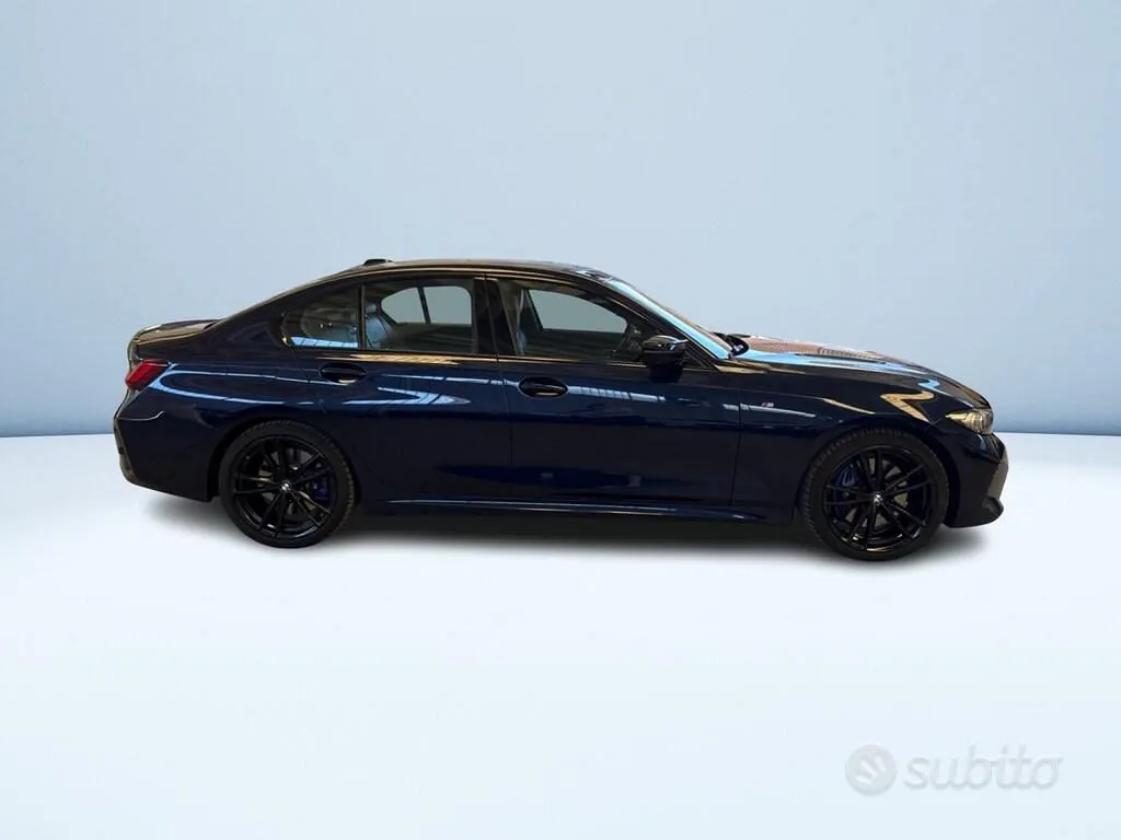 BMW 3 Series 2023 photo 4