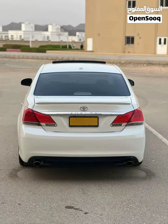 Toyota Avalon 2011 photo 3