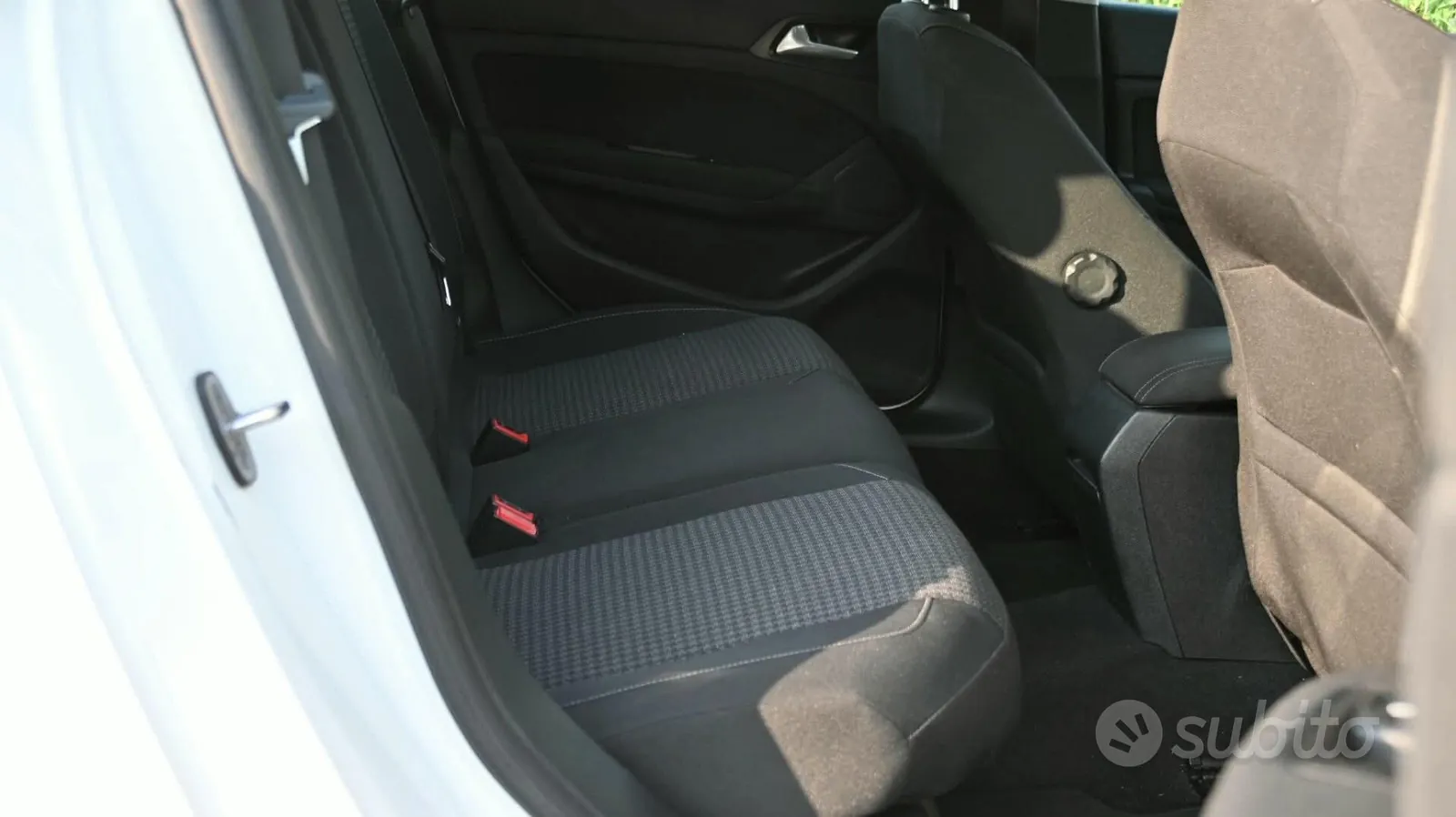 Peugeot 308 2021 photo 4