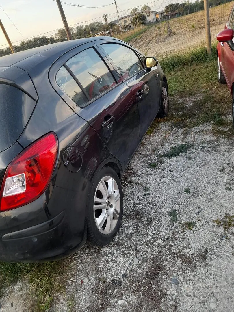 Opel Corsa 2009 photo 3