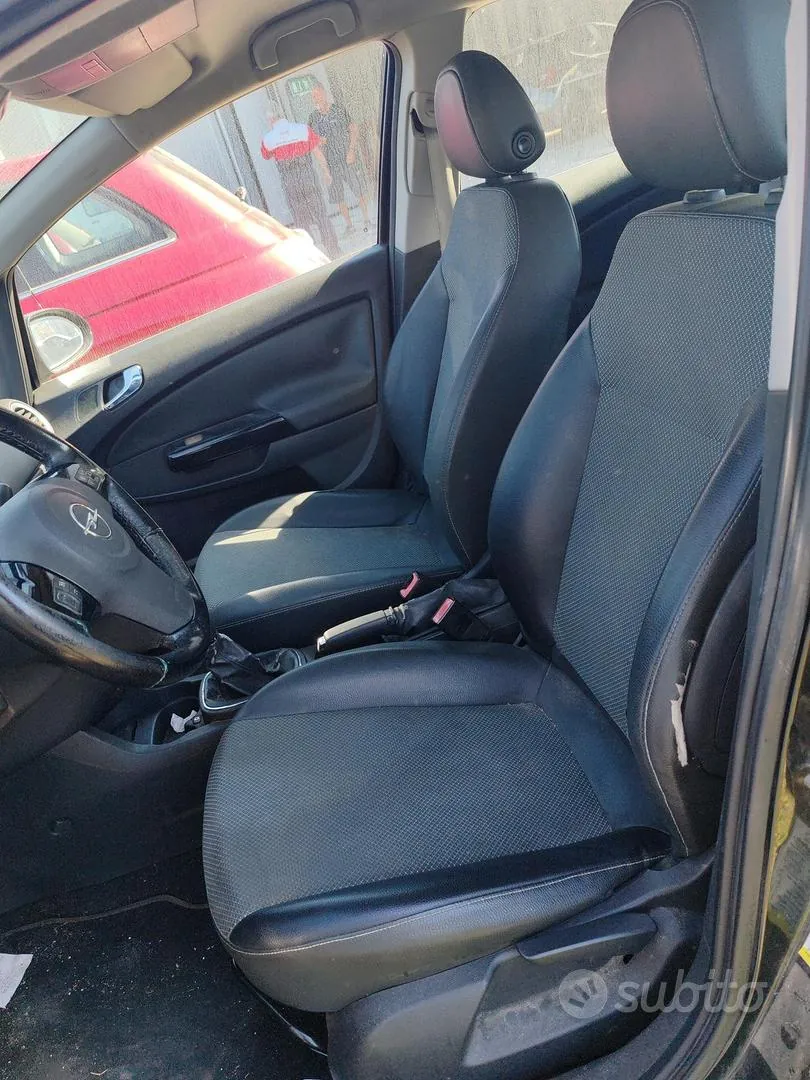 Opel Corsa 2009 photo 5