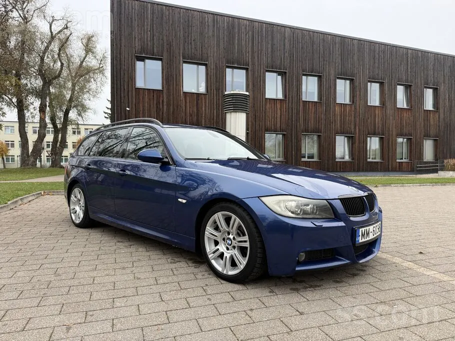 BMW 330
