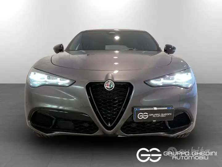 Alfa Romeo Stelvio 2025 photo 4
