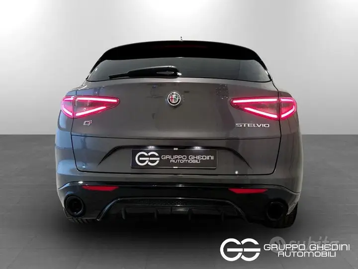 Alfa Romeo Stelvio 2025 photo 5