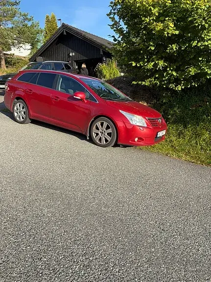 Toyota Avensis 2011 photo 4