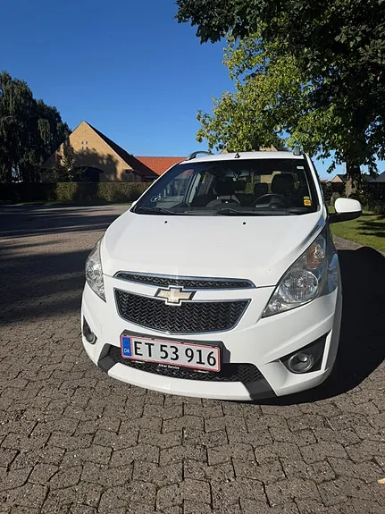 Chevrolet Spark 2010 photo 2