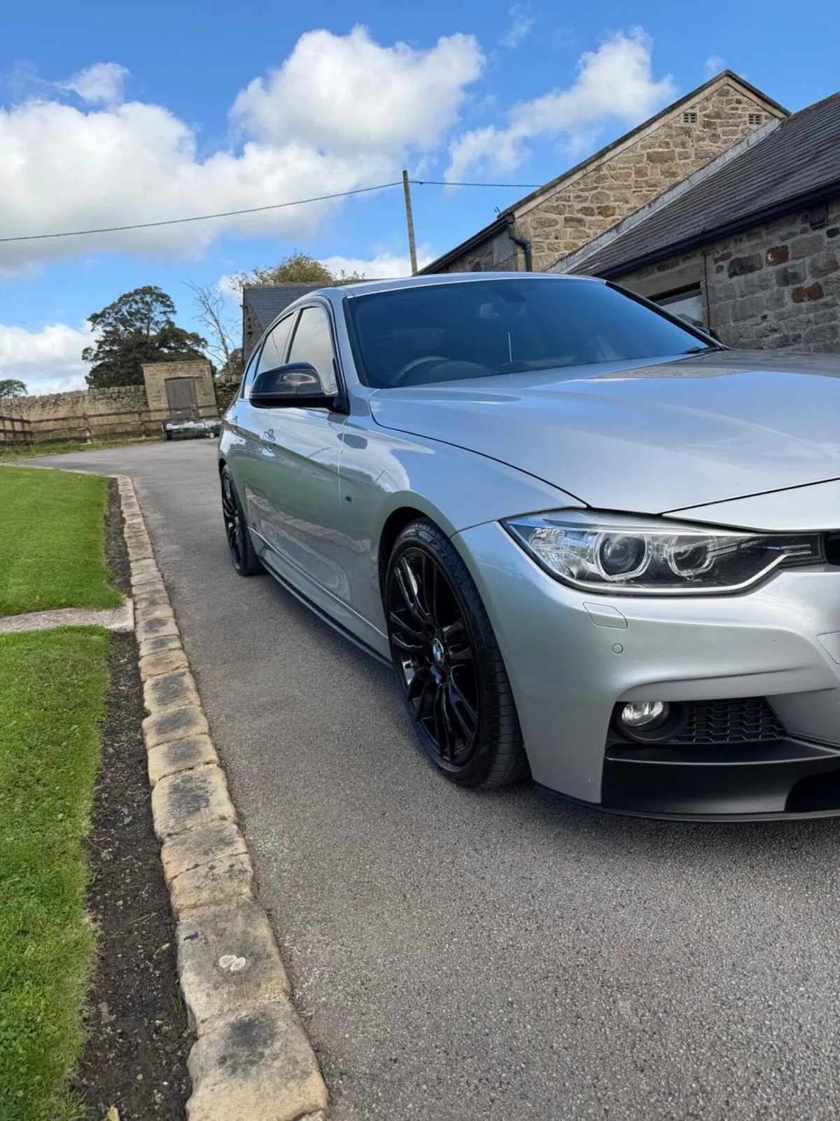 BMW 3 Series 2015 photo 3