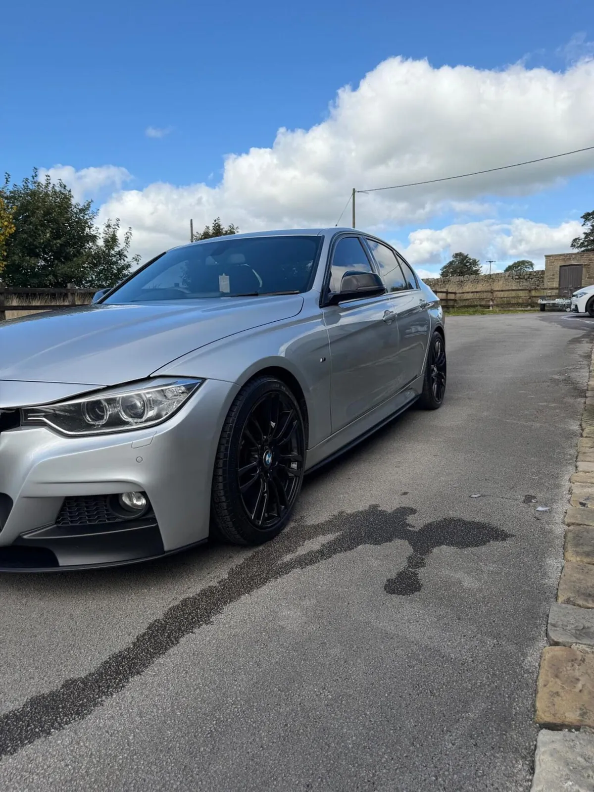 BMW 3 Series 2015 photo 2