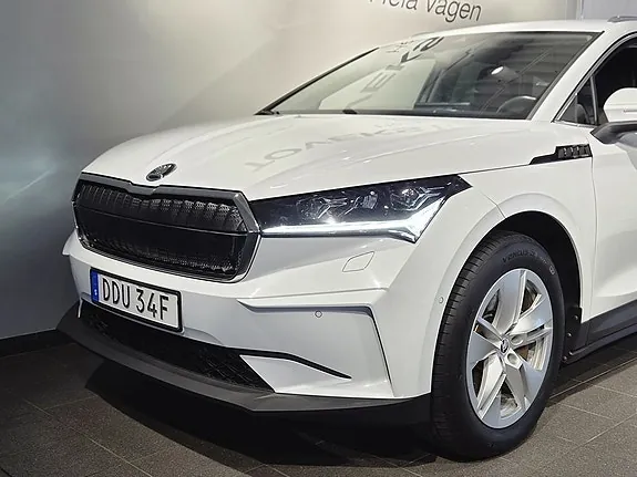 Skoda Enyaq 2023 photo 4