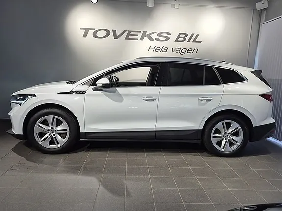 Skoda Enyaq 2023 photo 3