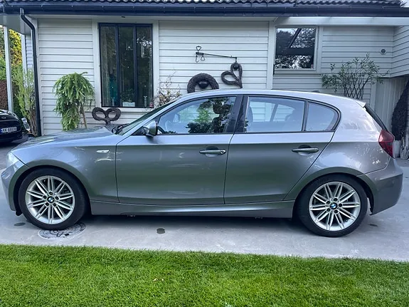 BMW 118D 2011 photo 3
