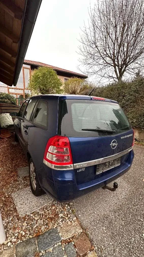 Opel Zafira 2008 photo 2