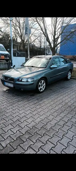 Volvo S60