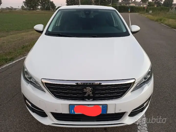 Peugeot 308 2018 photo 3