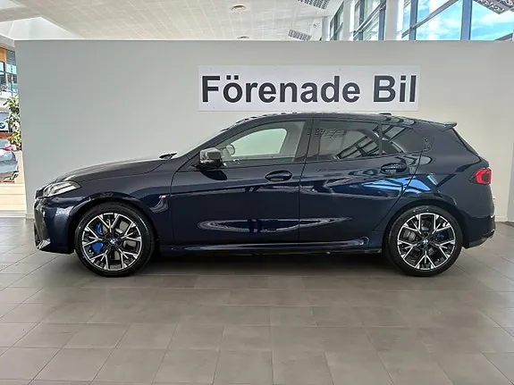 BMW M135I 2027 photo 3