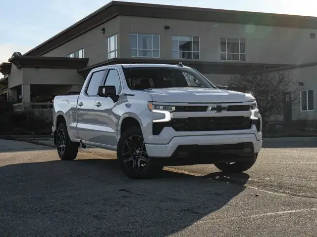 Chevrolet Silverado 1500 2024 photo 2