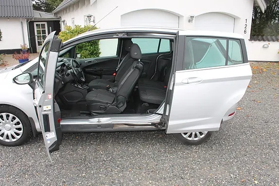 Ford B-Max 2016 photo 5