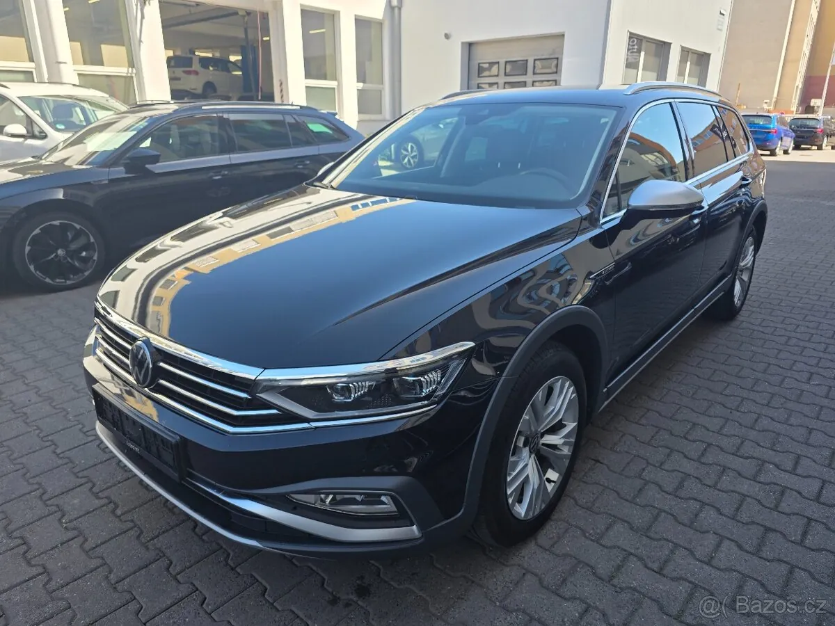 Volkswagen Passat 2023 photo 3