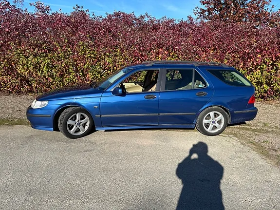 Saab 9-5 2002 photo 2