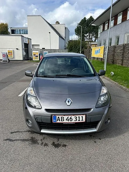 Renault Clio Iii 2012 photo 3