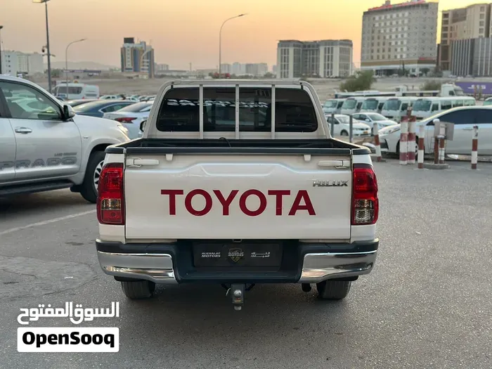 Toyota Hilux 2021 photo 4