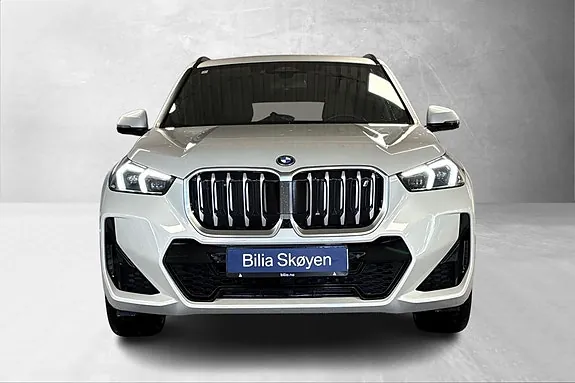BMW Ix1 2023 photo 2